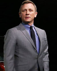 Daniel Craig